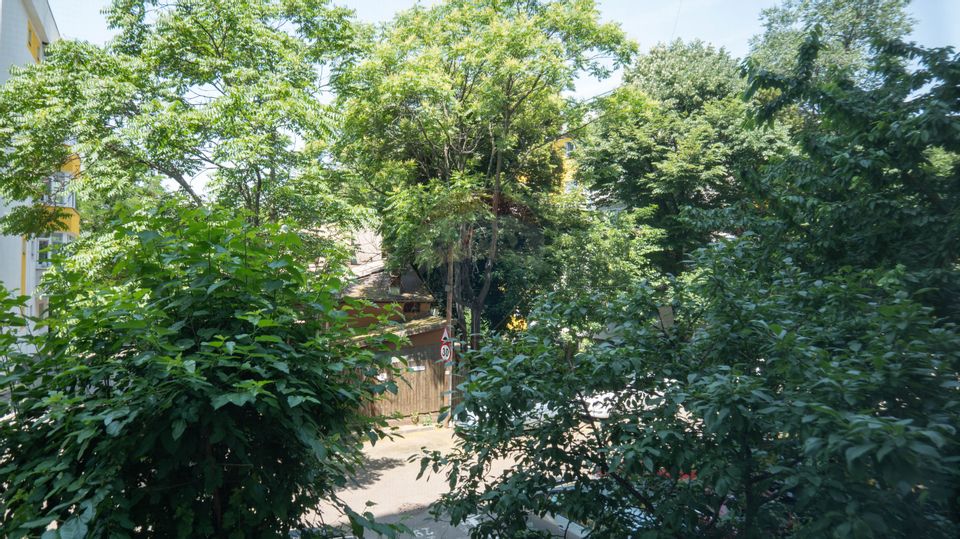 3 room Apartment for sale, Rahova area