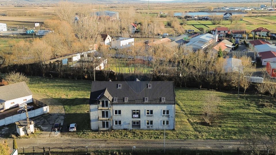 643sq.m Commercial Space for sale, Est area