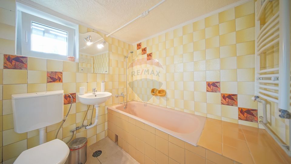 Vilă cu farmec istoric în Bușteni, pensiune sau locuință de vacanță!