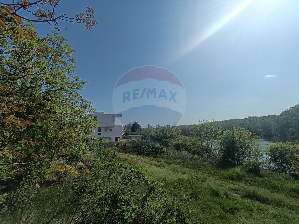 Land 3,872sqm Branesti / Strada Ion creanga