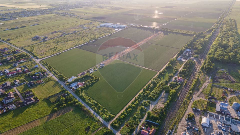 Land plot 70,000sqm Targoviste / Dentas Street