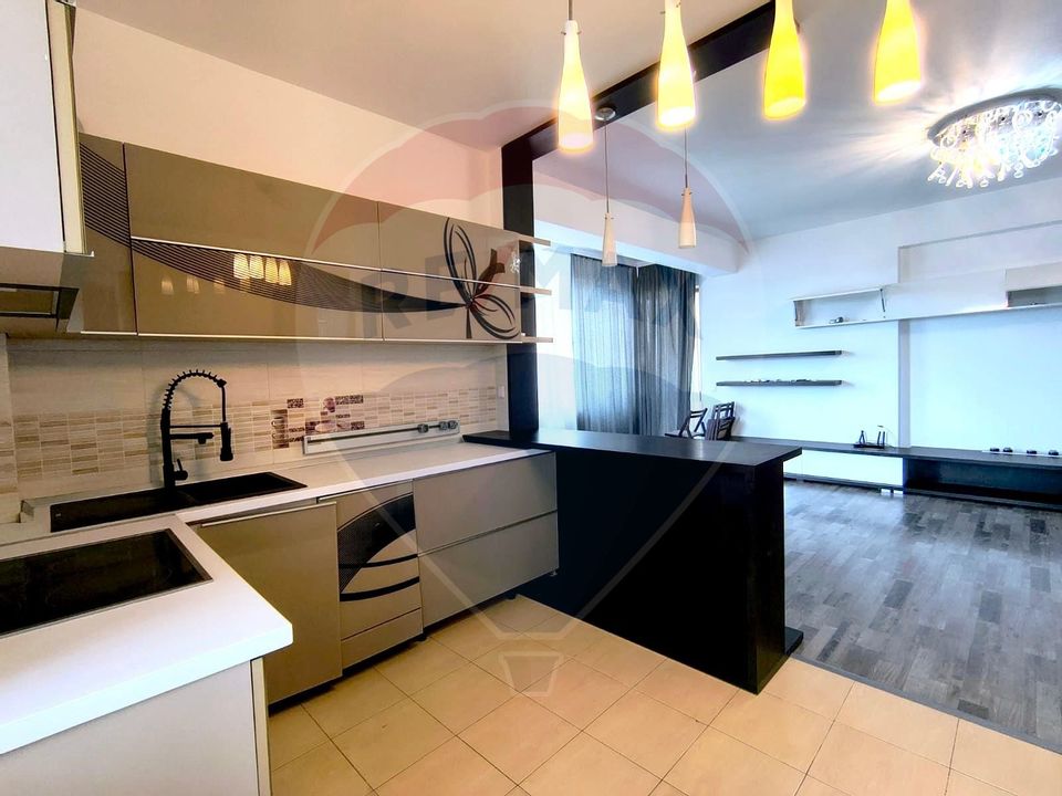 Apartament de inchiriat cu 3 camere în zona City Park Mall Constanta