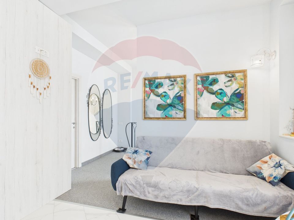 Casă / Vilă cu 5 camere de vânzare în zona Central