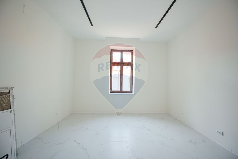 4 room Apartment for sale, Ultracentral area