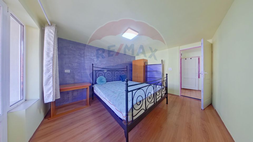 Casa individuala, 3 dormitoare, curte, langa UMF