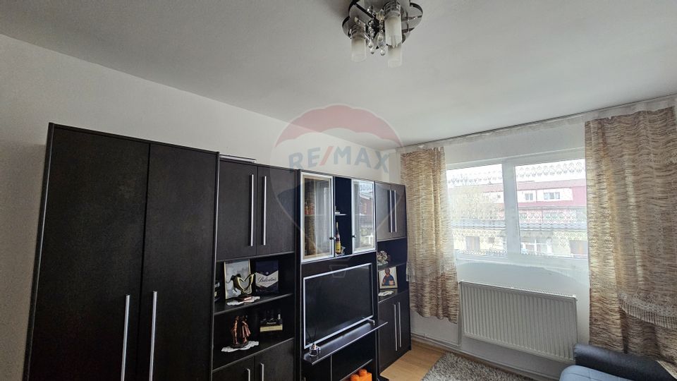 Apartament cu 2 camere de vânzare George Enescu, Suceava