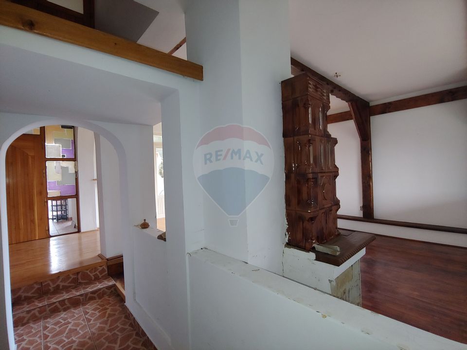 8 room House / Villa for sale