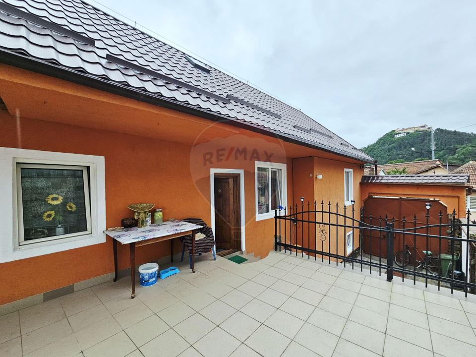5 room House / Villa for sale, Central area