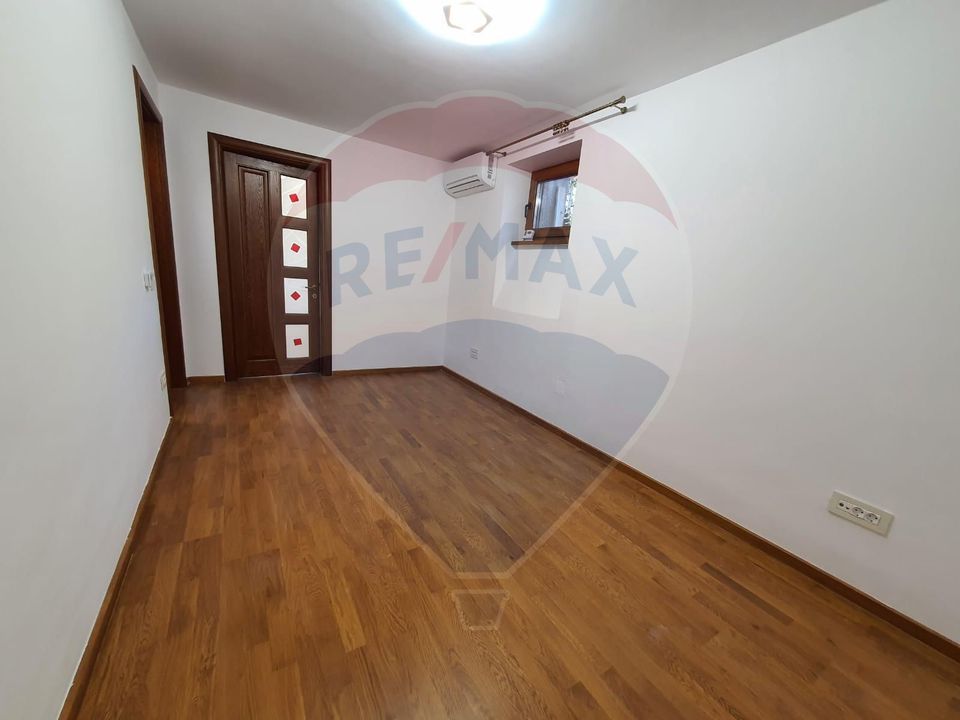 Villa / Commercial space for rent in Cotroceni