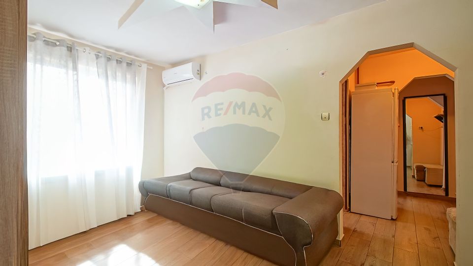 3 room Apartment for sale, Florilor area