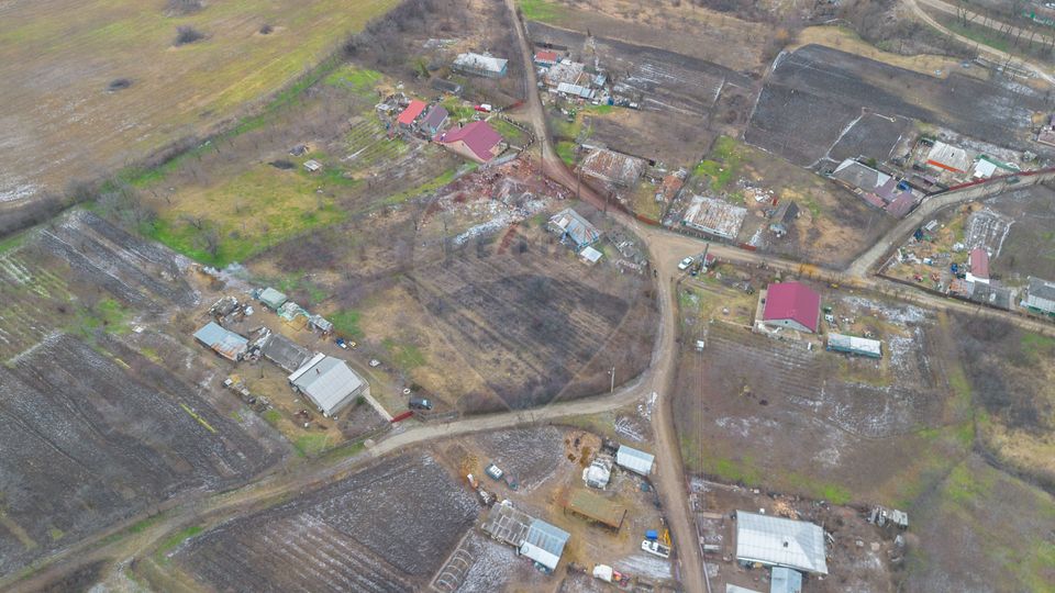 Land 2,889sqm Comarna / Strada comarna