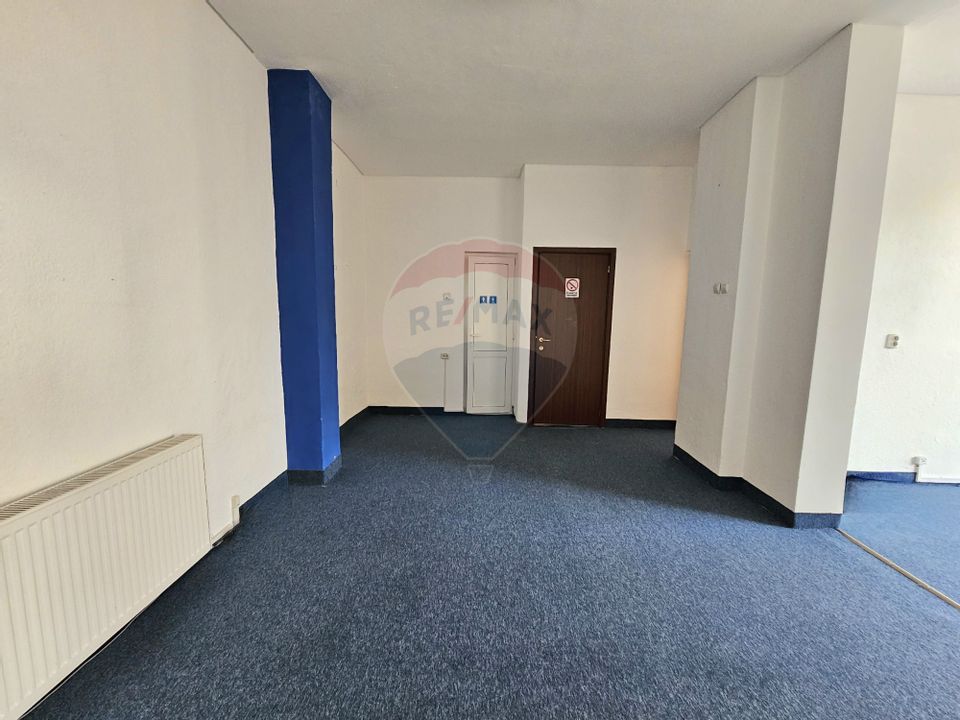 55.36sq.m Office Space for rent, Ultracentral area