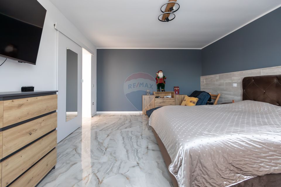 5 room House / Villa for sale