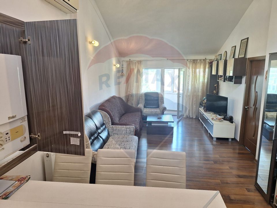 Apartament cu 3 camere de vanzare in Constanta -Km5