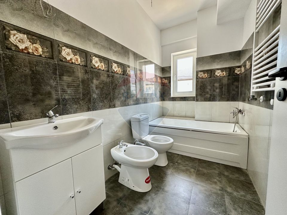 2 room Apartment for sale, Est area