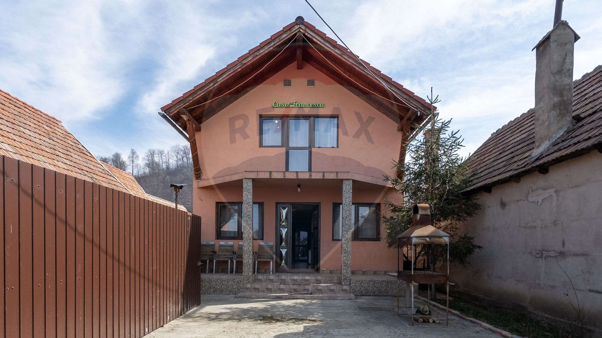 Casavila 4 camere vanzare in Brasov, Rasnov, Central