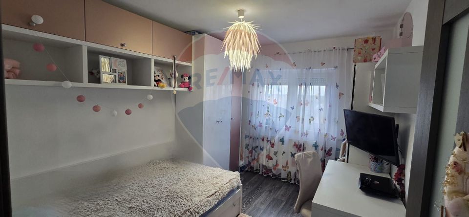 4 room Apartment for sale, Central area