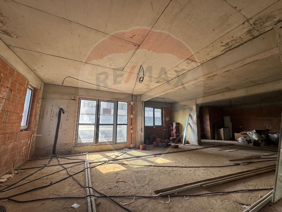 Versatile commercial space rental – Militari Residence