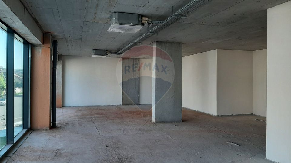 689sq.m Commercial Space for rent, Marasti area