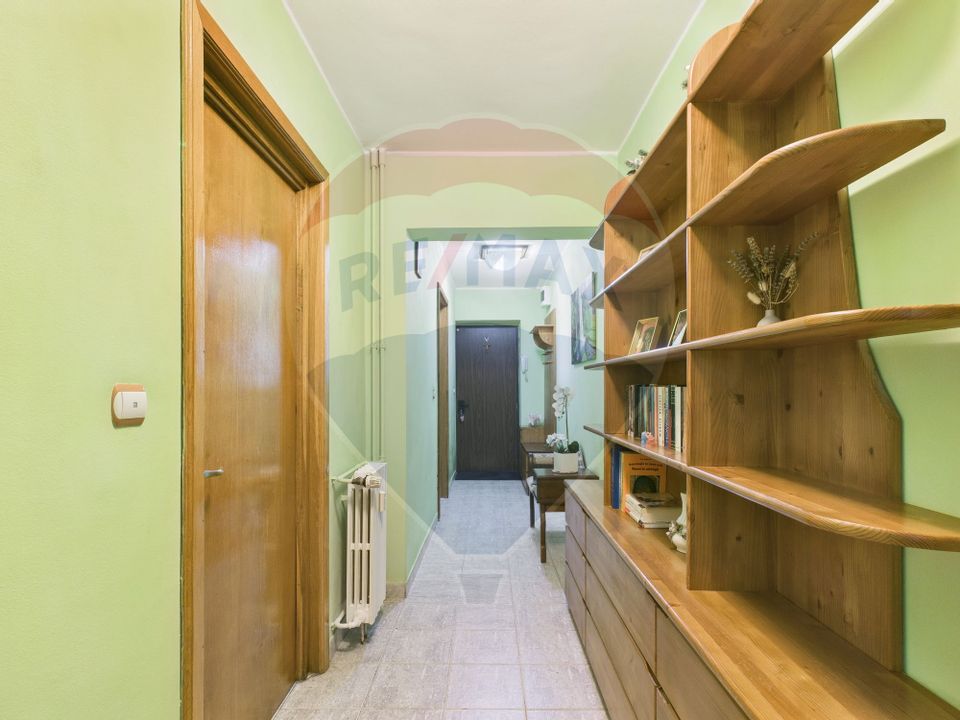 Apartament deosebit de 4 camere zona Decebal - Piata Alba Iulia