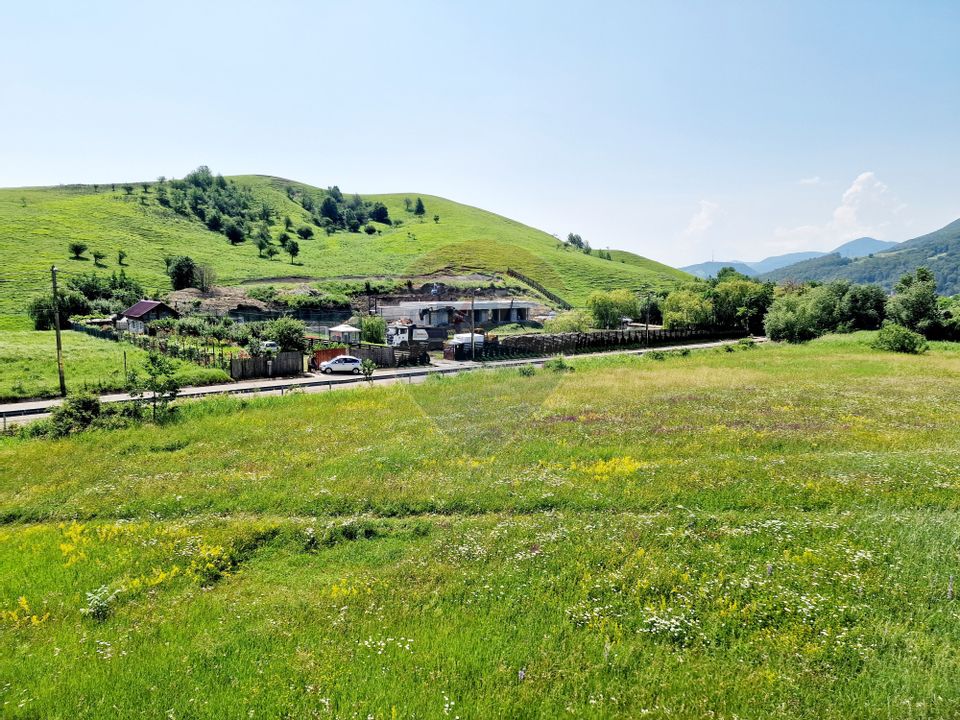 Casă / Vilă cu 8 camere de vânzare în zona Central