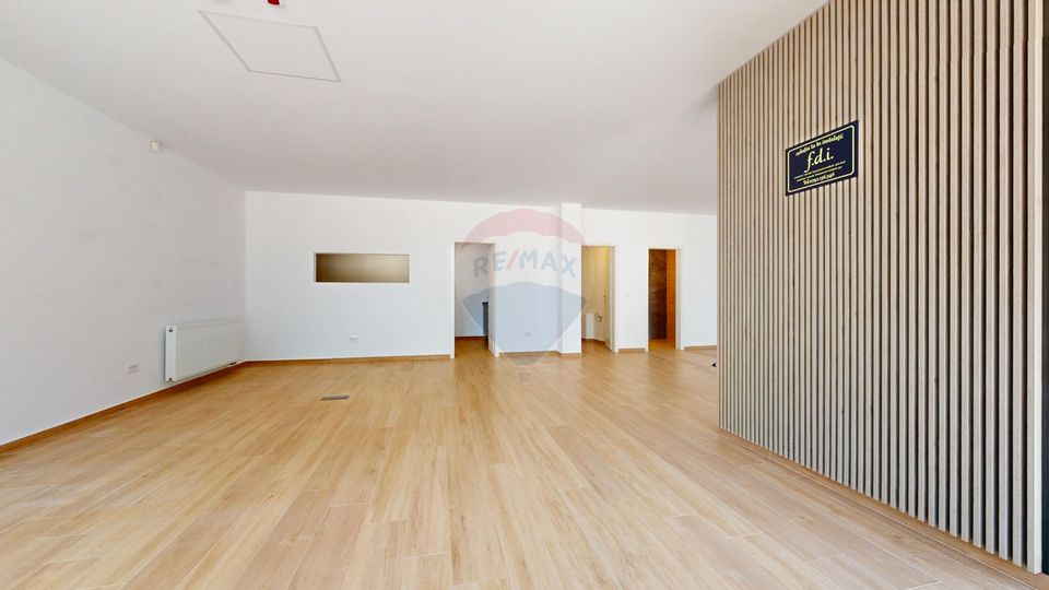 88sq.m Commercial Space for rent, Tractorul area