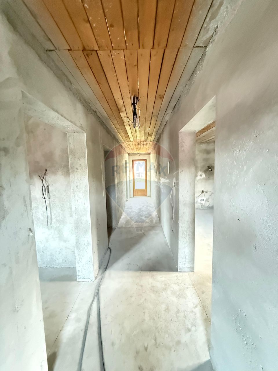 Casă / Vilă cu 5 camere de vânzare în zona Central Gura Humorului