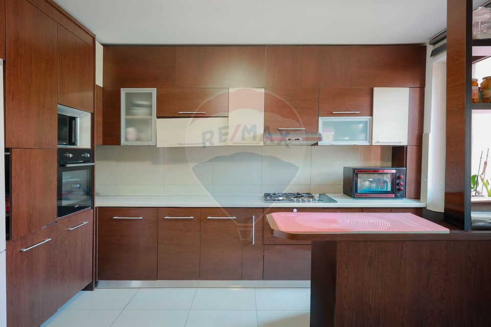 Duplex cu 3 camere de vânzare, zona Ioșia, Oradea