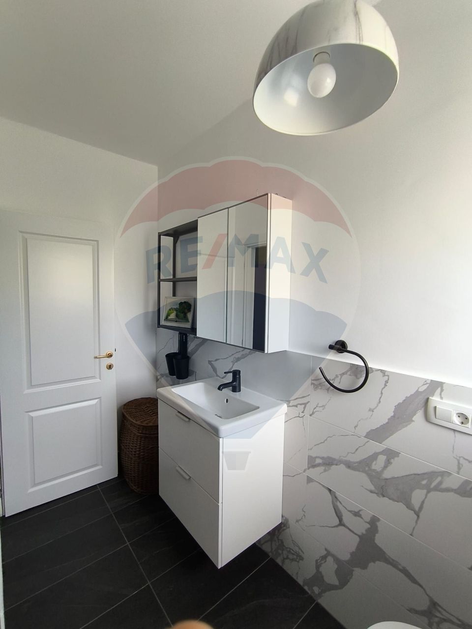 Casă 4 camere de inchiriat in Borhanci