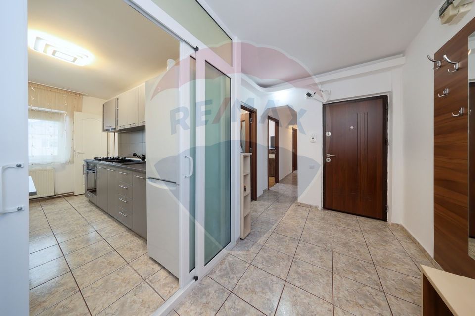 3 room Apartment for sale, Calea Bucuresti area