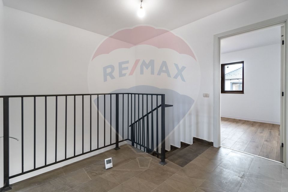 4 room House / Villa for sale