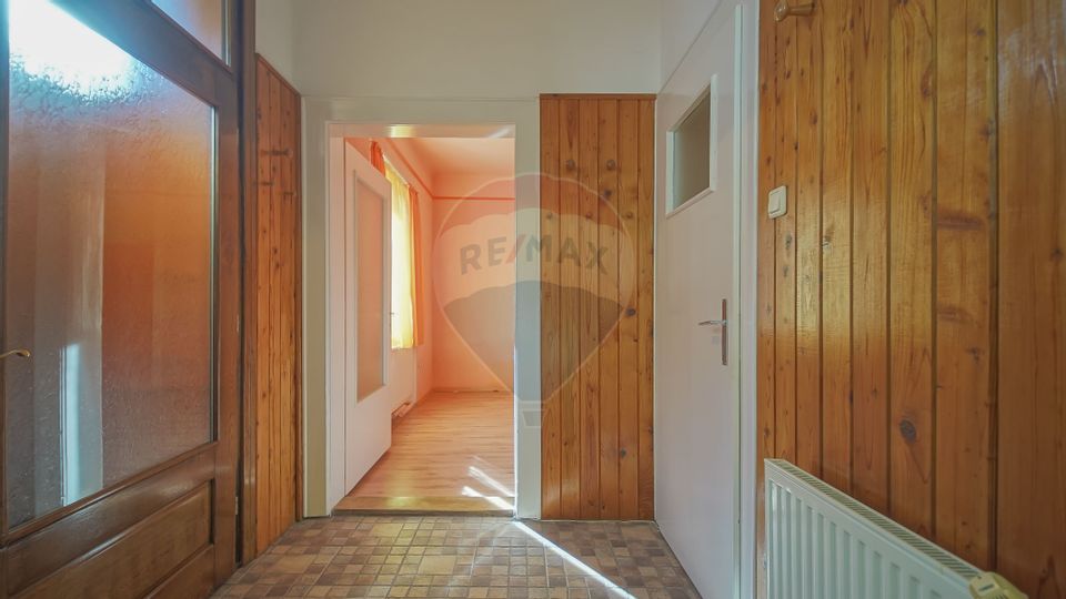 5 room House / Villa for sale