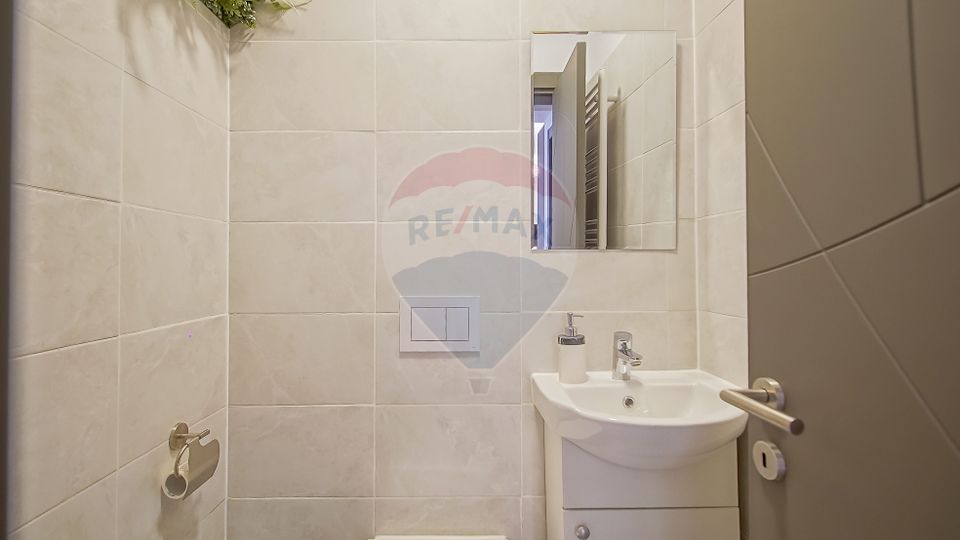 3 room Apartment for rent, Tractorul area