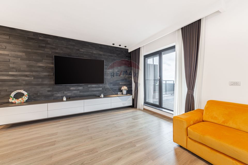 Apartament tip PENTHOUSE cu 3 camere de închiriat ADORA PARK zona UTA