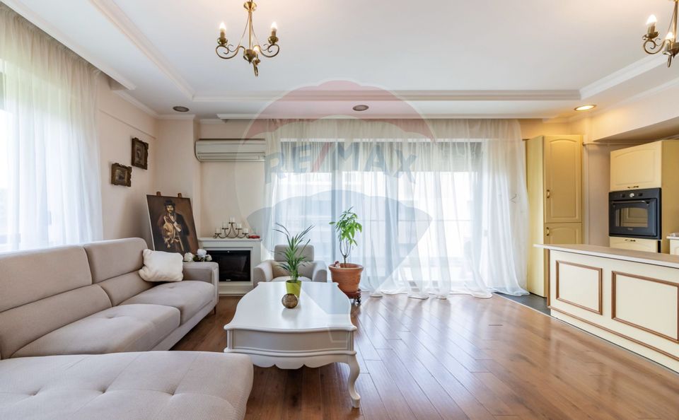 Apartament cu 3 camere de vanzare, langa padure, piscina, loc de joaca