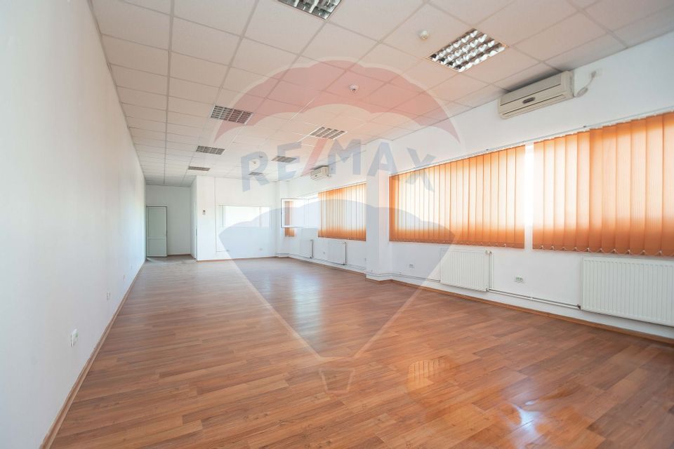 200sq.m Office Space for rent, Metalurgie area