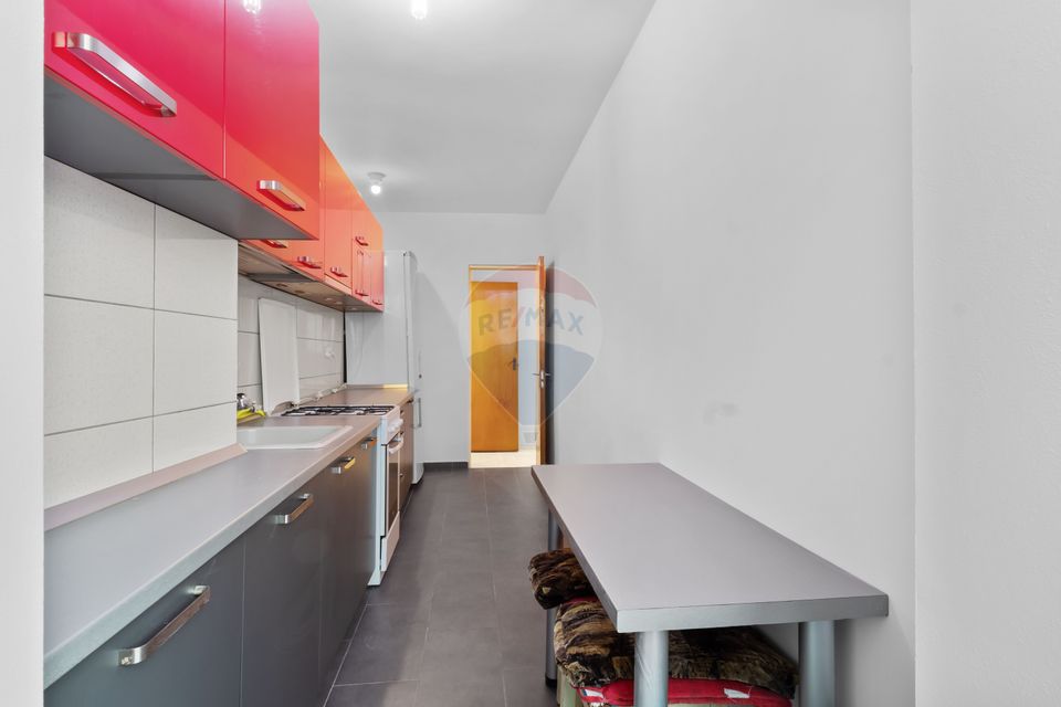 3 room Apartment for rent, Polivalenta area