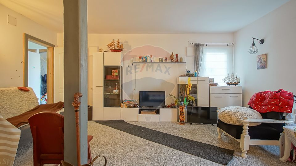 4 room House / Villa for sale, Glajarie area