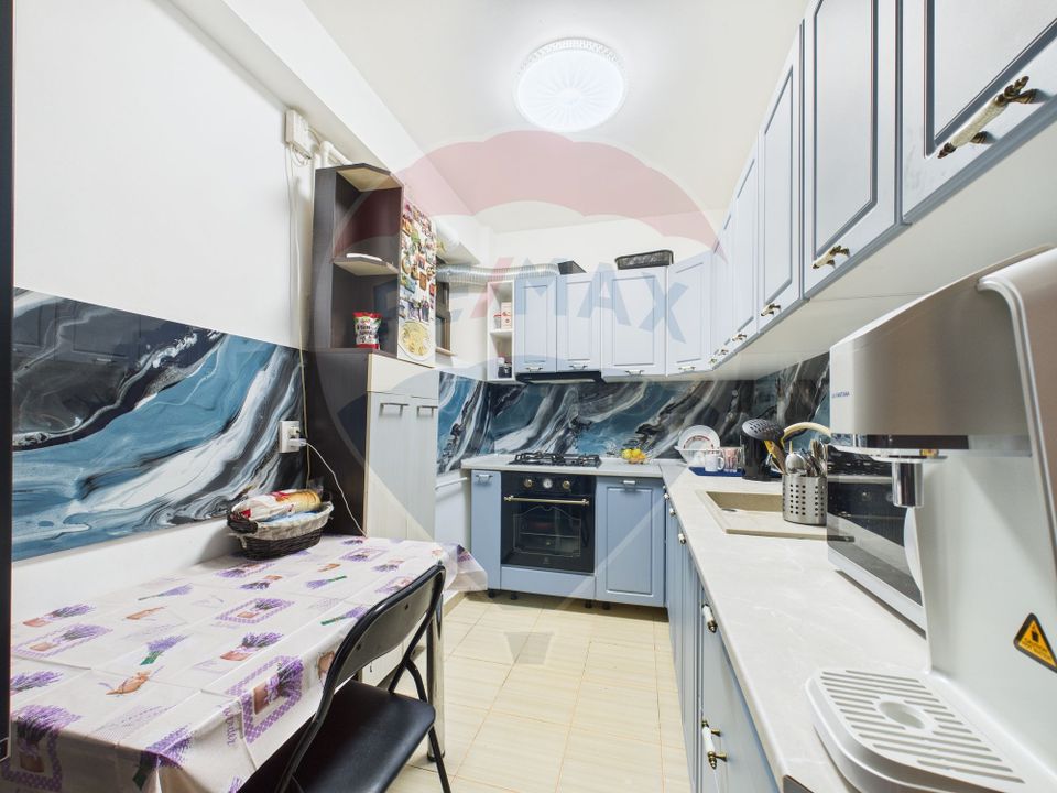 Apartament 3 camere vanzare | Jiului | Bd. Gloriei | centrala proprie