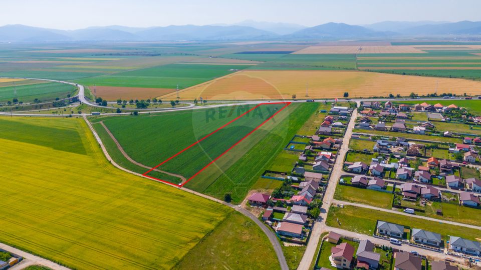 Teren Intravilan pentru dezvoltare imobiliara 15.600mp/Hărman