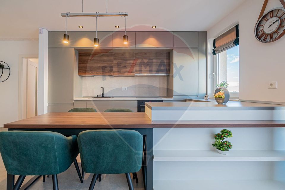 2 room Apartment for rent, Tractorul area