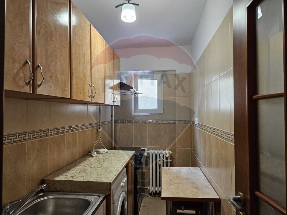 Garsoniera Piata Dorobanti