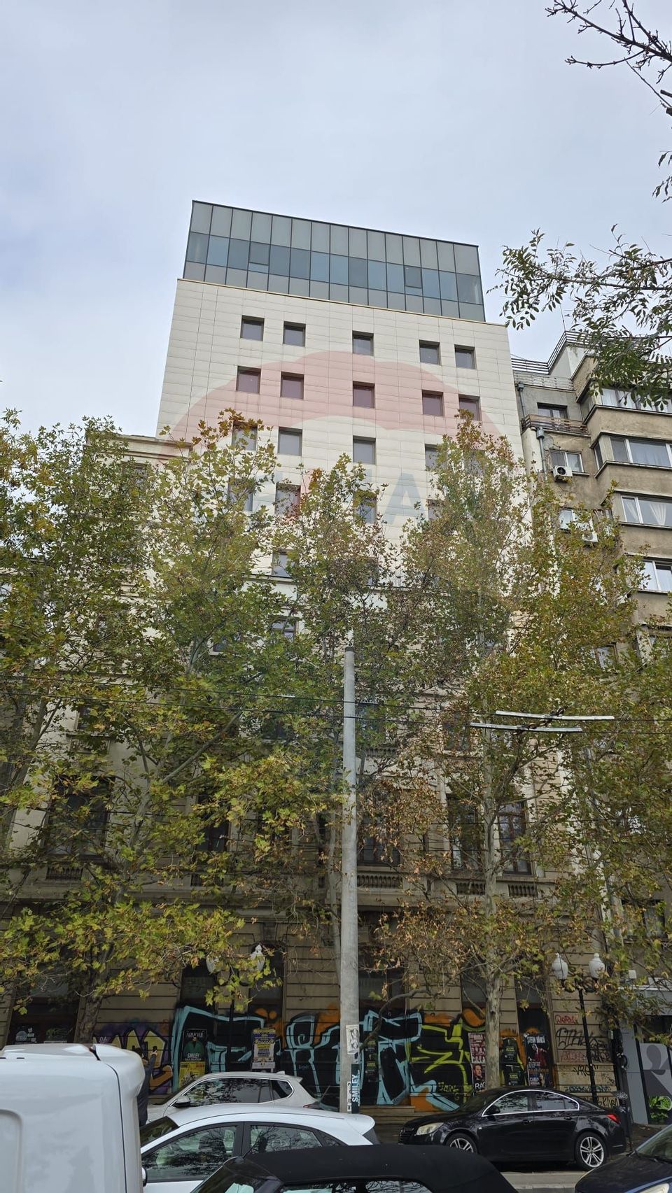 DE VANZARE  Hotel 66 camere zona Rosetti