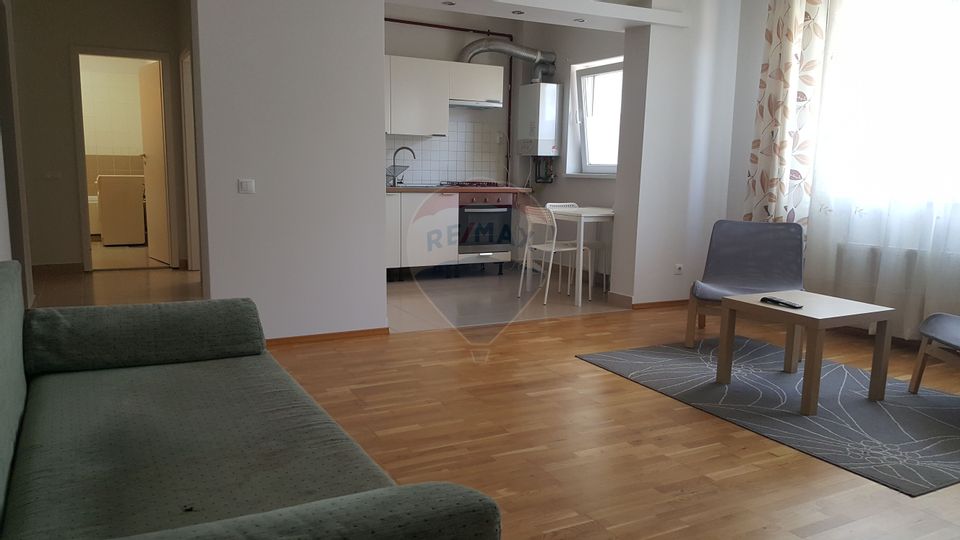 2 room Apartment for sale, Floresti area