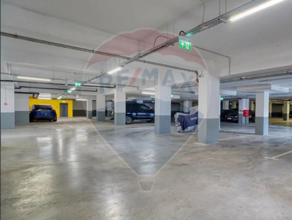 Apartament 2 camere de închiriat central, loc de parcare, comision 0