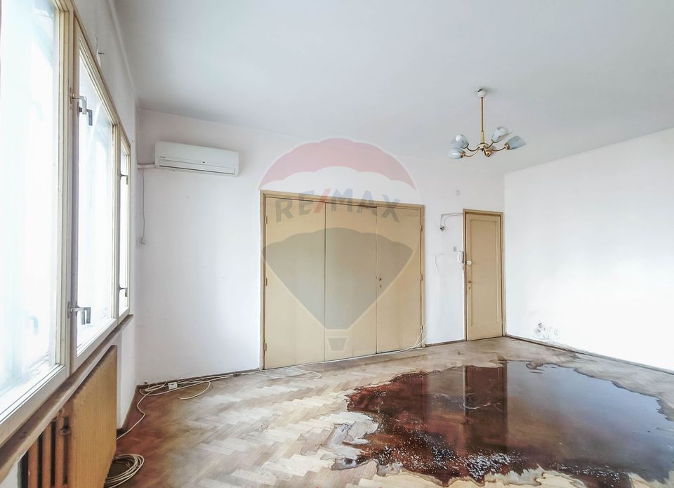 Vanzare Apartament 3 Camere, 2 Balcoane+2 Boxe, Universitate-P. Romana