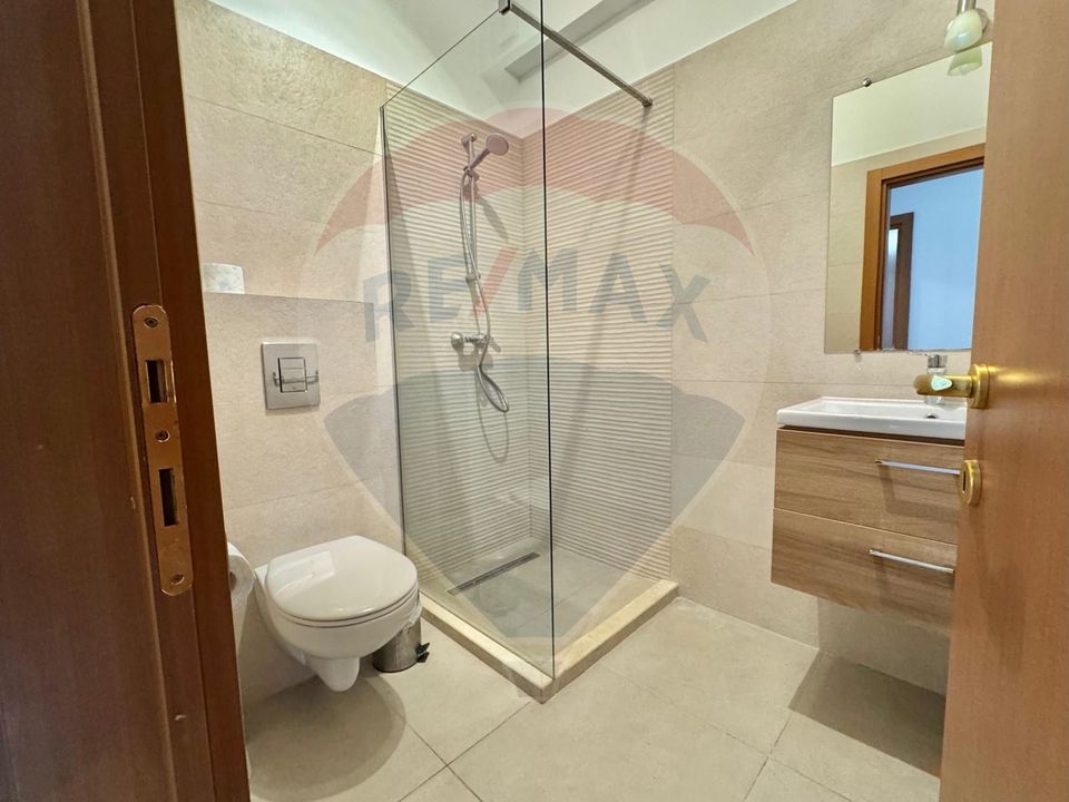 DE VANZARE: Apartament cu 3 camere Mamaia Summerland, Constanta