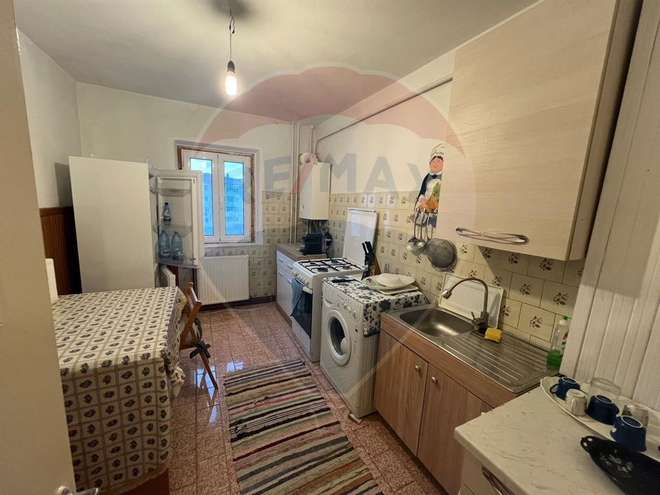 Apartament cu 2 camere în zona Brailei