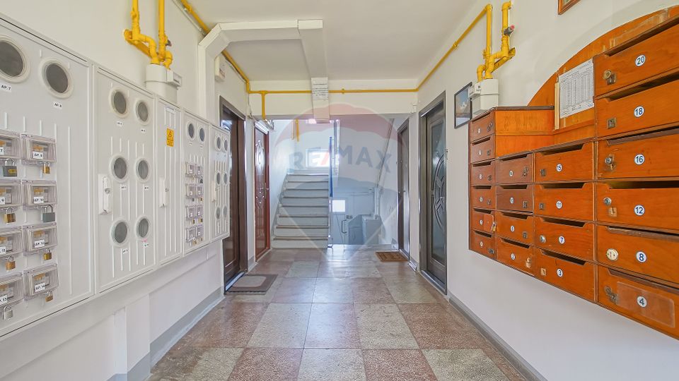 2 room Apartment for rent, Centrul Civic area