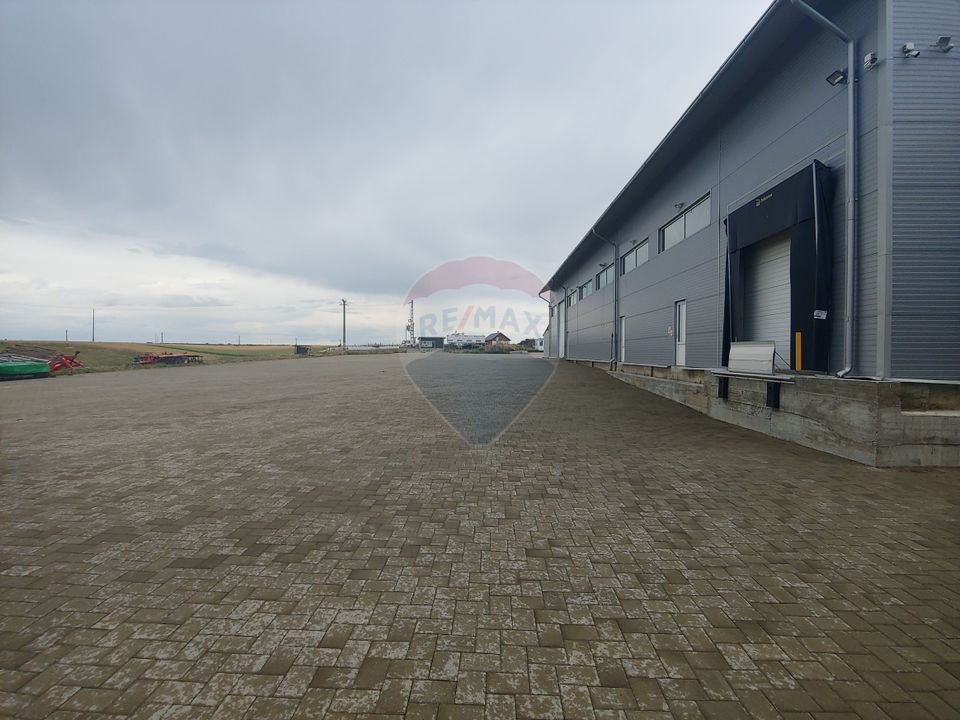 Spațiu industrial-depozit de 1120mp de închiriat în Dumbrăveni, SV